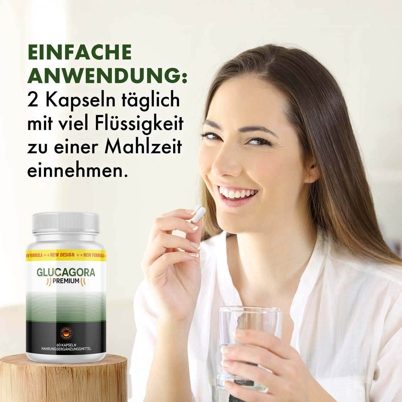 Frau hält Kapsel und Wasserglas neben Dose Glucagora Premium, Einnahmehinweis: 2 Kapseln täglich